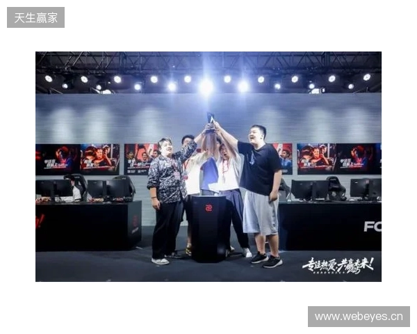 与好友并肩!你的电竞梦想从卓威高校对抗赛启航! 与好友并肩!你的电竞梦想从卓威高校对抗赛启航!